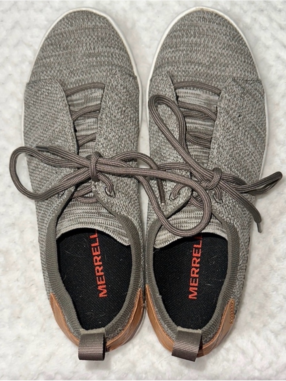 Merrell Vibram Sole sneakers in Gridway Gray like-new